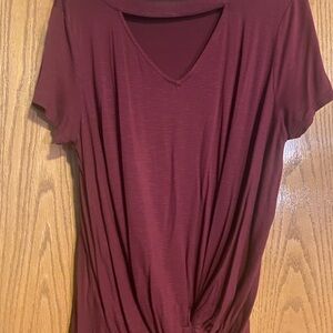 Maurices Maroon Short Sleeve V-Neck Top